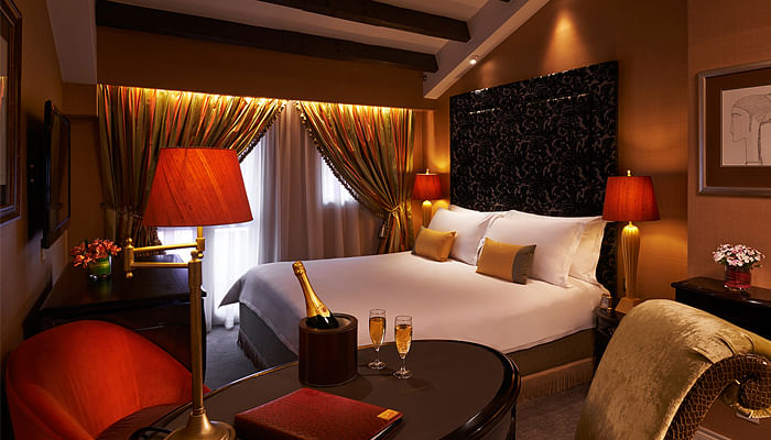 10 Romantic Hotels For Staycations In Singapore The