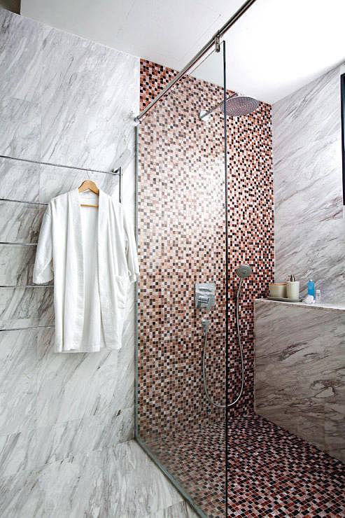 11 Stunning Ways To Decorate Your Home With Mosaic Tiles The Singapore Women S Weekly