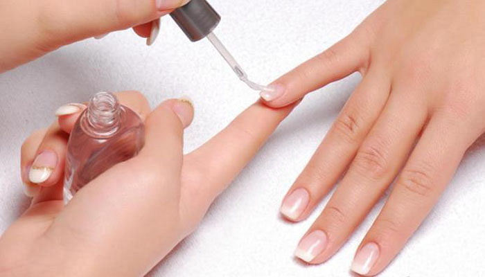 7 Essential Tips For Strong And Healthy Nails - The Singapore Women's Weekly