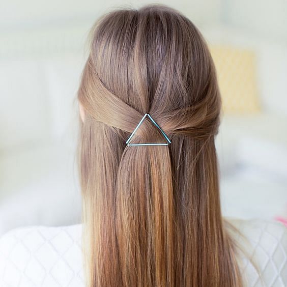 triangle bobby pin