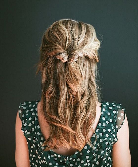 24 Easy And Cute Hairstyles For Curly Hair