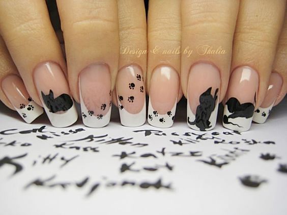 Vinyl Beauty Bar and Cute Nail Studio Add Personalized Design to Painted  Nails - Tribeza