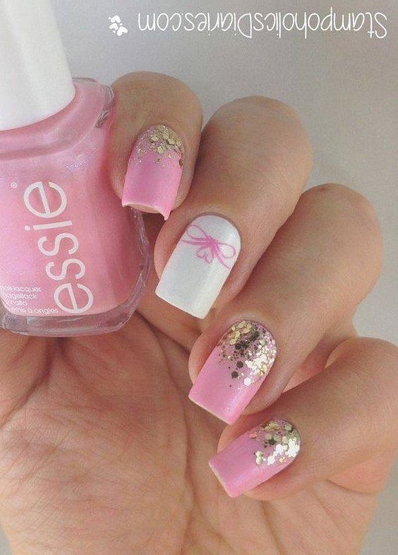 12 Cute Nail Designes You Can Wear To Work 7.jpg?compress\u003dtrue\u0026quality\u003d80\u0026w\u003d480\u0026dpr\u003d2