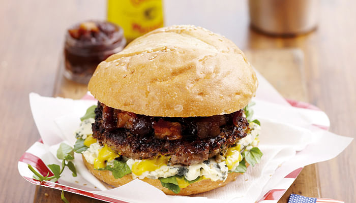 Beef Burger With Fruit Chutney And Blue Cheese - The Singapore Women's ...