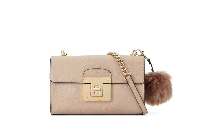 Purse pom pom on sale trend