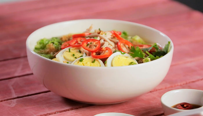 Shredded Chicken Macaroni Soup - The Singapore Women's Weekly