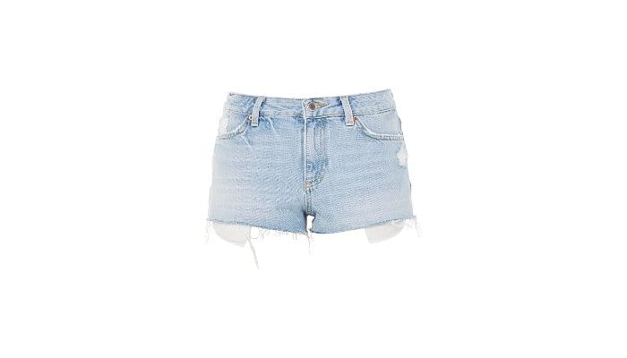 Look Taller And Slimmer In Your Denim Shorts With These Tips! - The  Singapore Women's Weekly