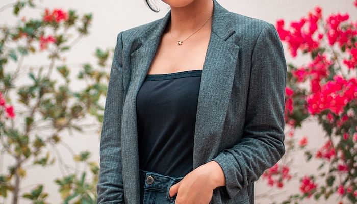 11 Black Blazer Outfits You Can Wear Everywhere