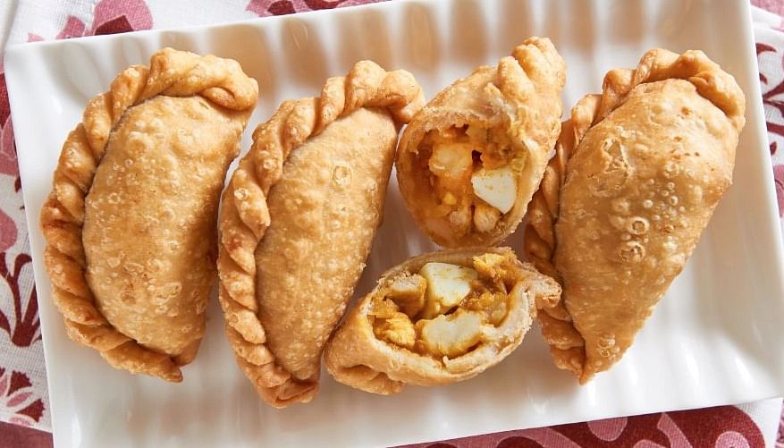 How To Make Epok Epok - The Singapore Women's Weekly