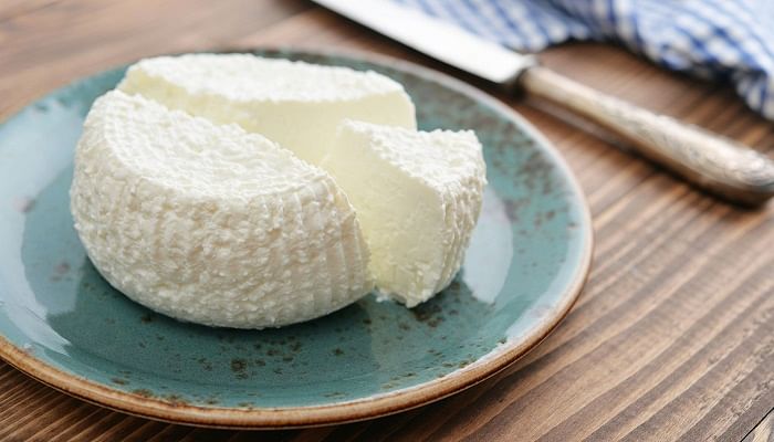 The Most Nutritious Low Calorie Cheeses To Eat For Weight Loss The Singapore Women S Weekly