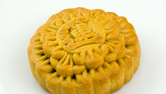 Did You Know One Mooncake 975 Calories Here Are Ways To Enjoy Your Mooncakes In Moderation The Singapore Women S Weekly