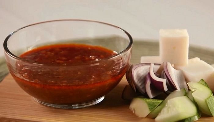 how-to-make-satay-sauce-the-singapore-women-s-weekly