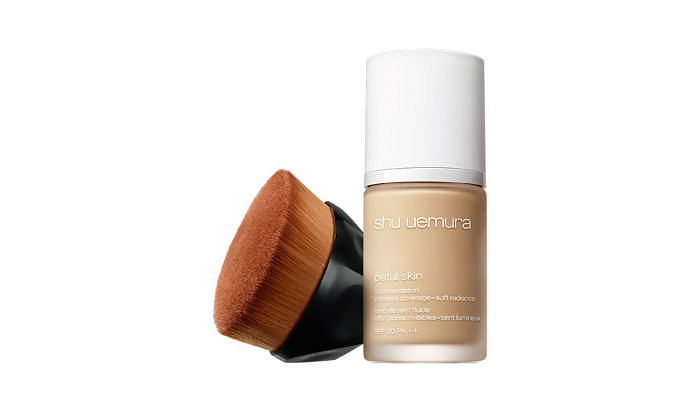 20 Lightweight Serum Foundations For People Who Hate Make Up The Singapore Women S Weekly