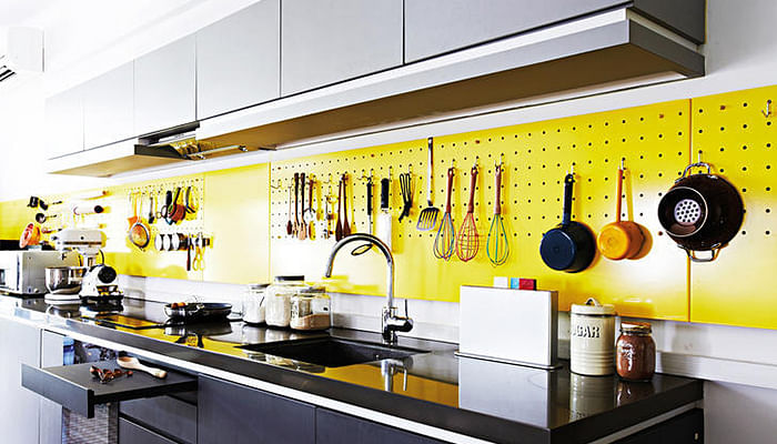 15 Brilliant Ways To Refresh A Small Hdb Kitchen The Singapore Women S Weekly