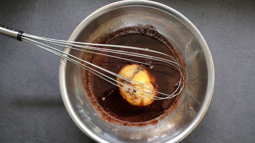 Cynthia Koh\u0026#39;s Air Fryer Lava Cake Recipe Is Basically Foolproof (\u0026 Delicious) - The Singapore ...