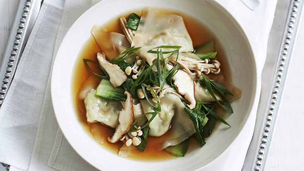 Vegetable Dumplings In Broth - The Singapore Women's Weekly