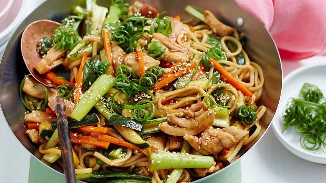 Teriyaki Chicken Udon Noodles With Choy Sum - The Singapore Women's Weekly