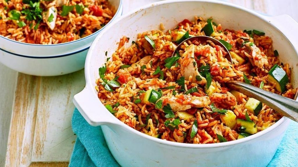 Egg Fried Rice With Prawns - The Singapore Women's Weekly