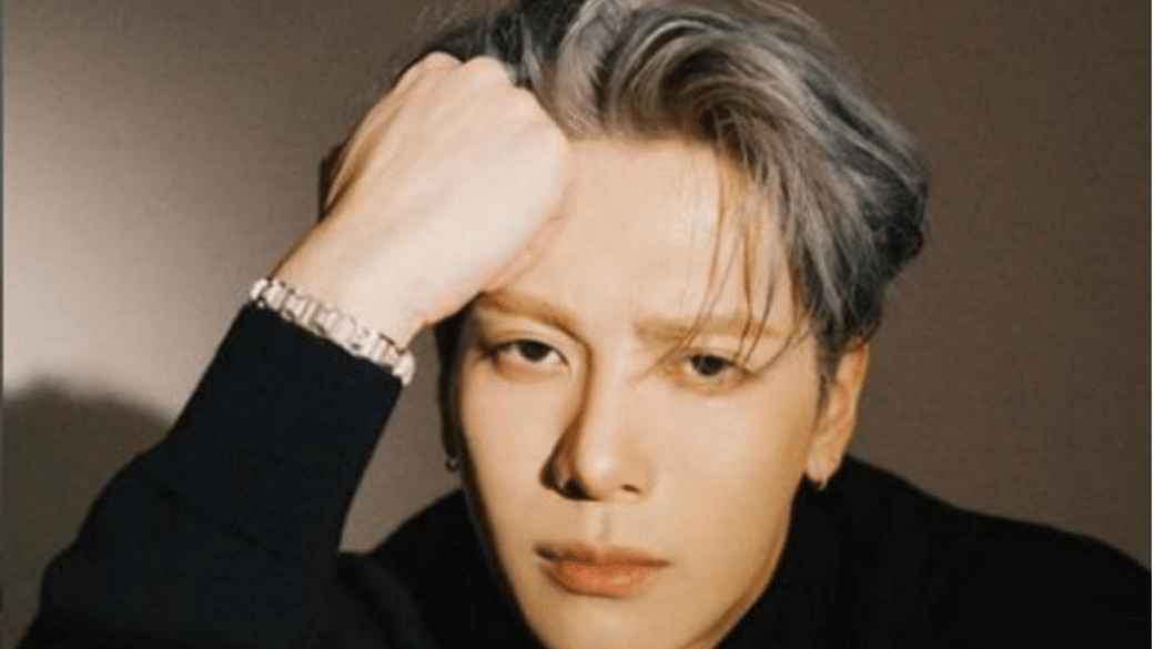 GOT7's Jackson Wang gives alarming message after falling into