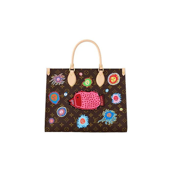 Louis Vuitton on X: #ZhouDongyu for #LVxYayoiKusama. The #LouisVuitton  Neverfull takes on the artist's emblematic Pumpkins motif. Discover the new  collection at   / X