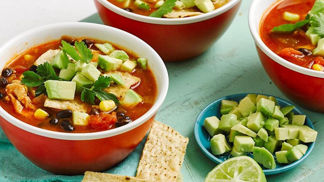 mexican-chicken-bean-soup