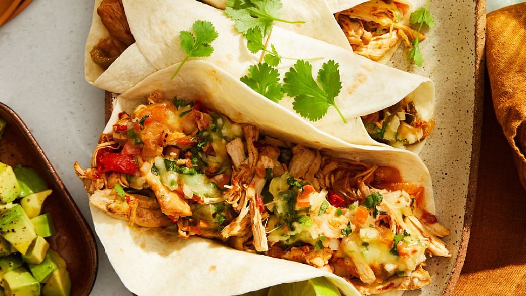 Slow Cooker Chicken Fajitas With Cheesy Toppings
