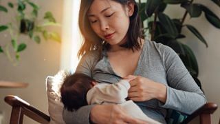Best Nursing Sports Bras For Breastfeeding Mums