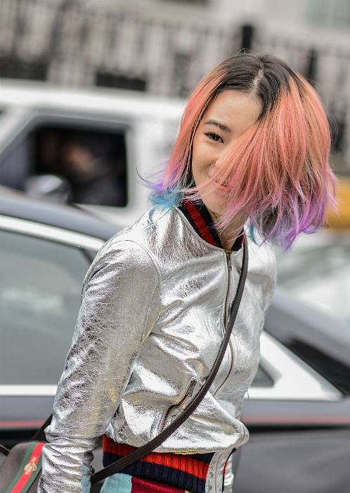 This New Haircut Trend Is The Chic-est Thing Ever - 1
