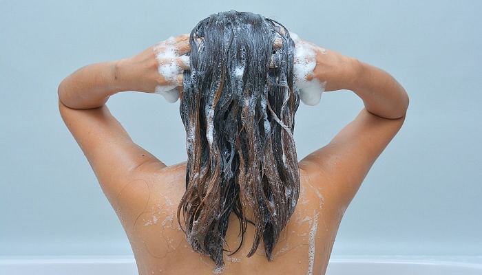 10 Easy Ways To Put The Shine Back Into Your Hair (5)