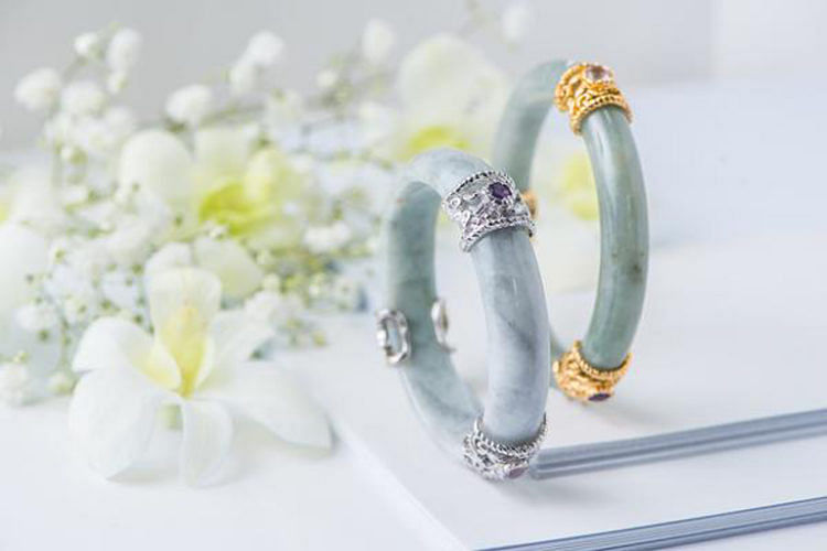 Legend of the sales blue sea jade bracelet