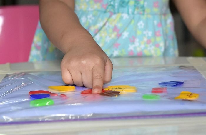 Brilliant Parenting Hack: Make a Mess-Free Finger Paint for Toddlers