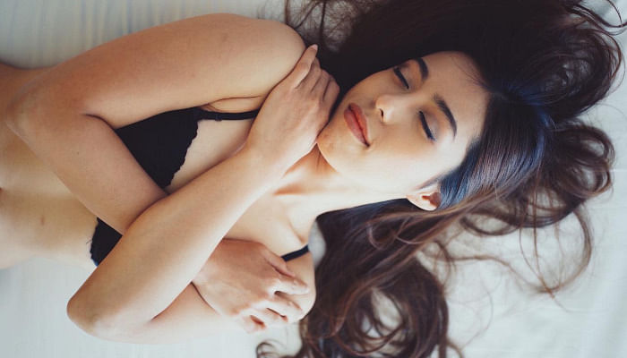 5 Perfect Postions To Try If Sex Is Painful For You