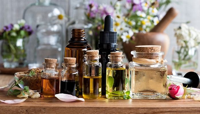 10-Health-Boosting-Essential-Oils-You-Should-Always-Have-At-Home-5